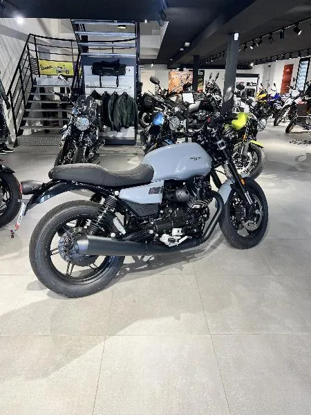 V7 SPORT 850