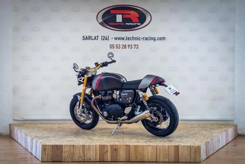 THRUXTON 1200 RS
