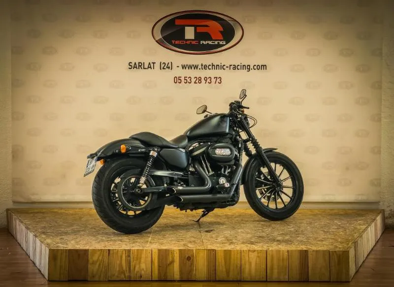 SPORTSTER IRON 883