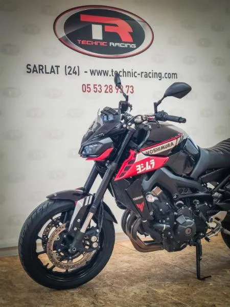MT09