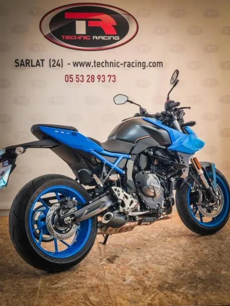 GSX8S A2