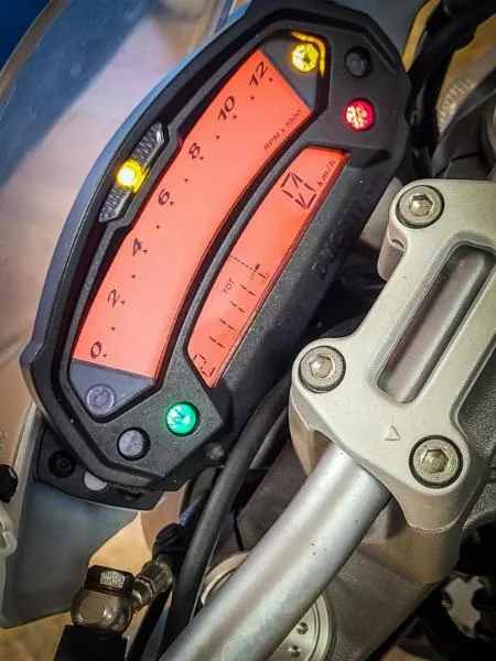 696 MONSTER