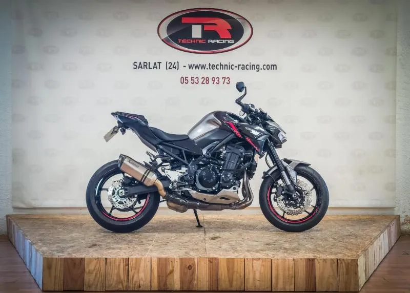 Z 900