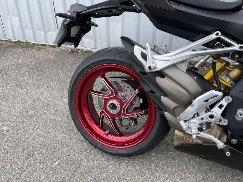SRK 921 RR