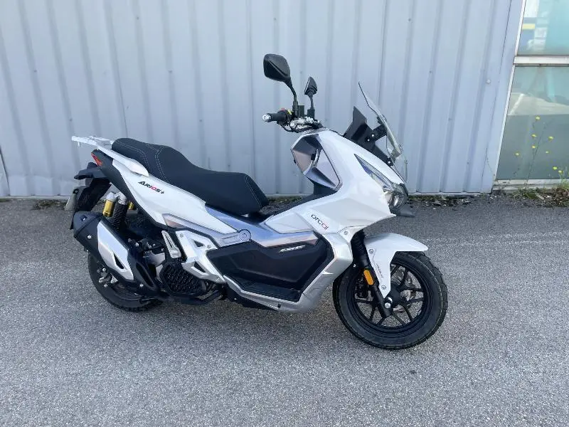 ARIOS  125