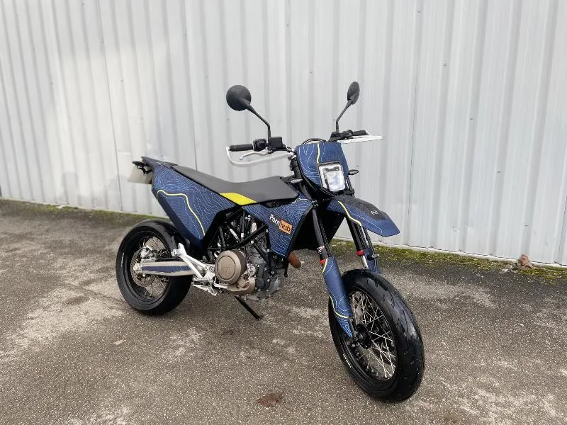 701 SUPERMOTO 2020