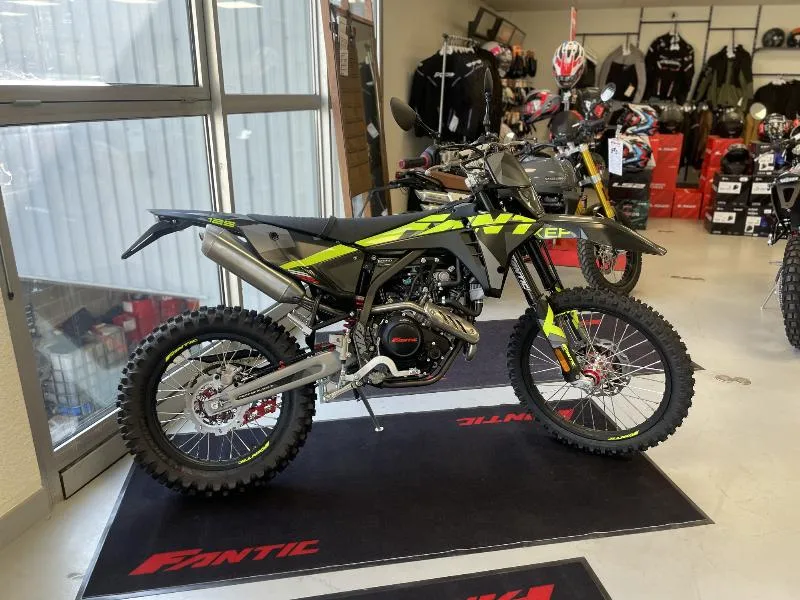 XEF 125 ENDURO