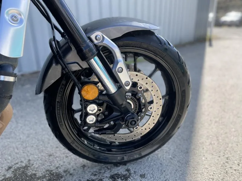 XSR 900