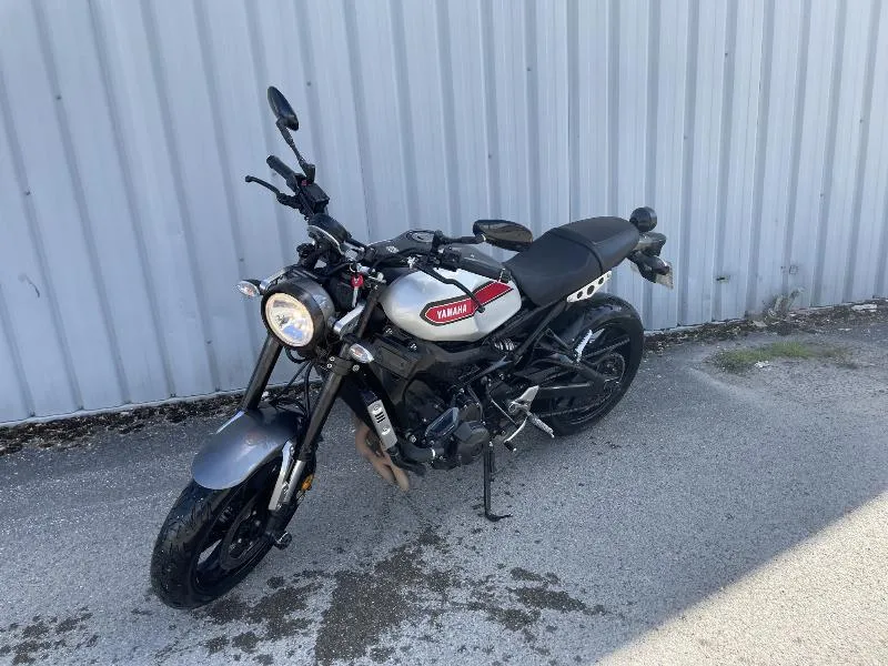 XSR 900