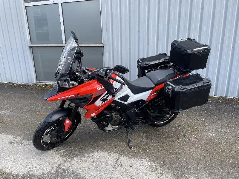 DL VSTROM 1050