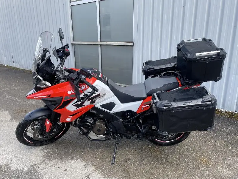 DL VSTROM 1050