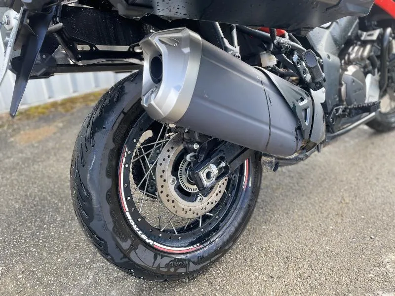 DL VSTROM 1050