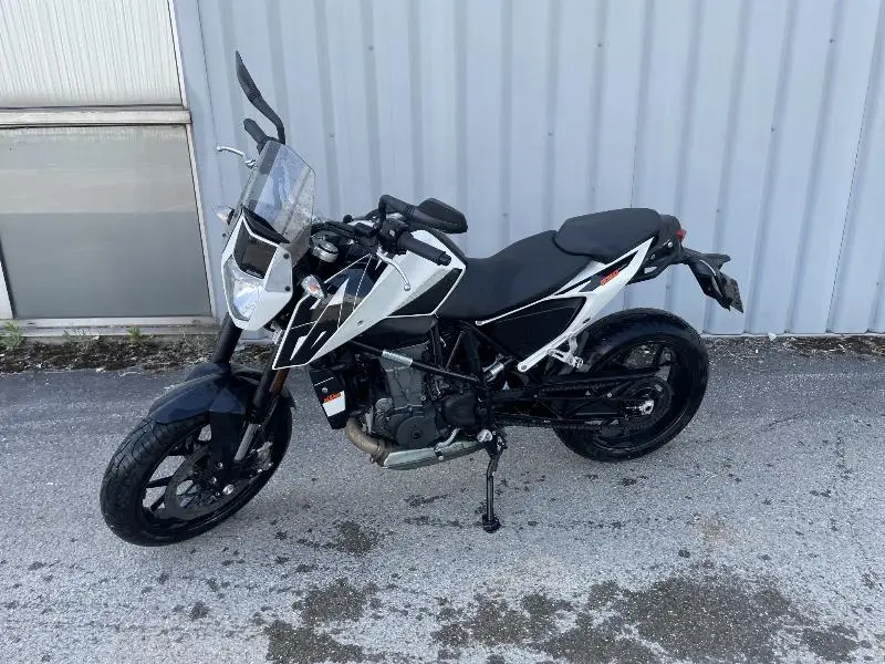 690 DUKE ABS