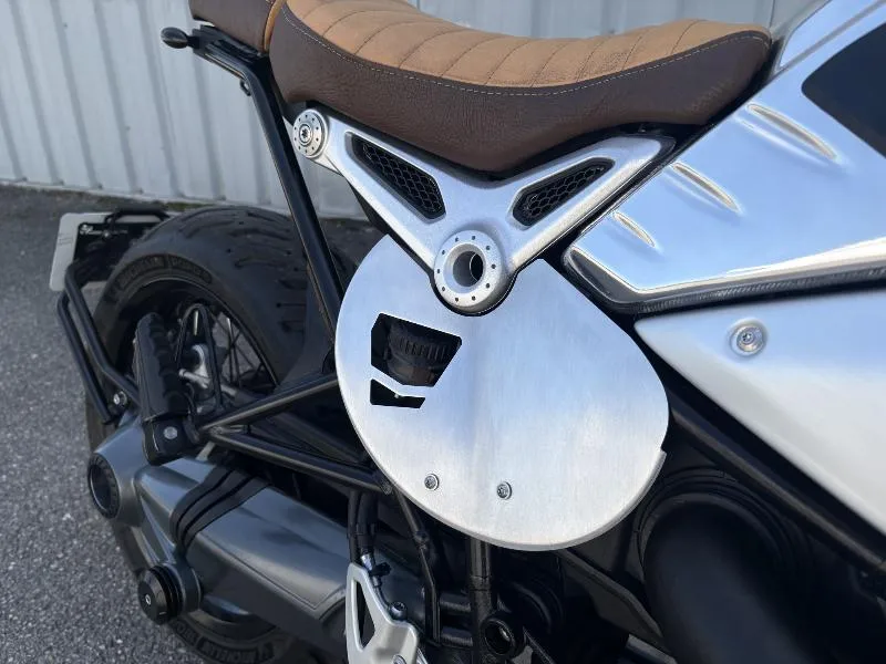 R 12 NineT