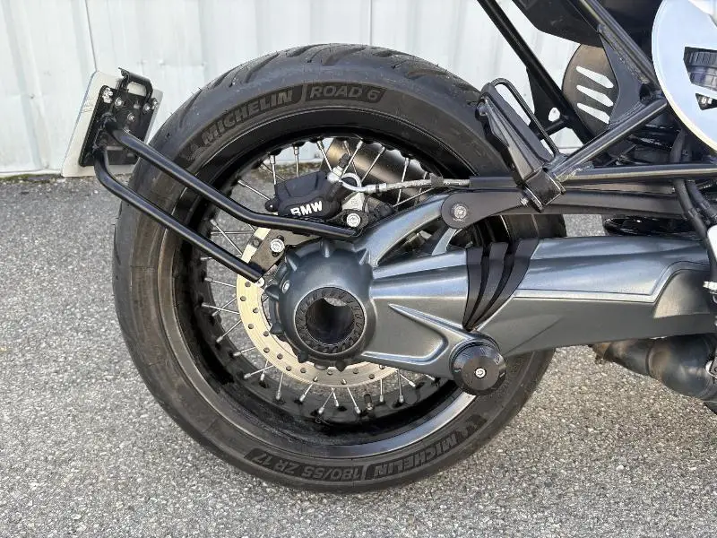 R 12 NineT