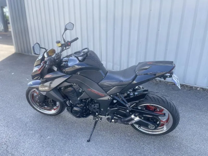 Z 1000