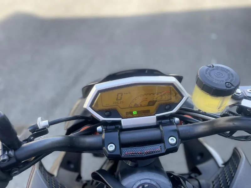 Z 1000