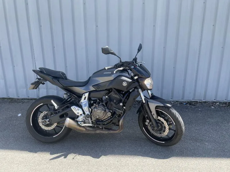 MT07