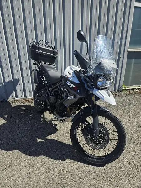 TIGER 800 XCX 2015