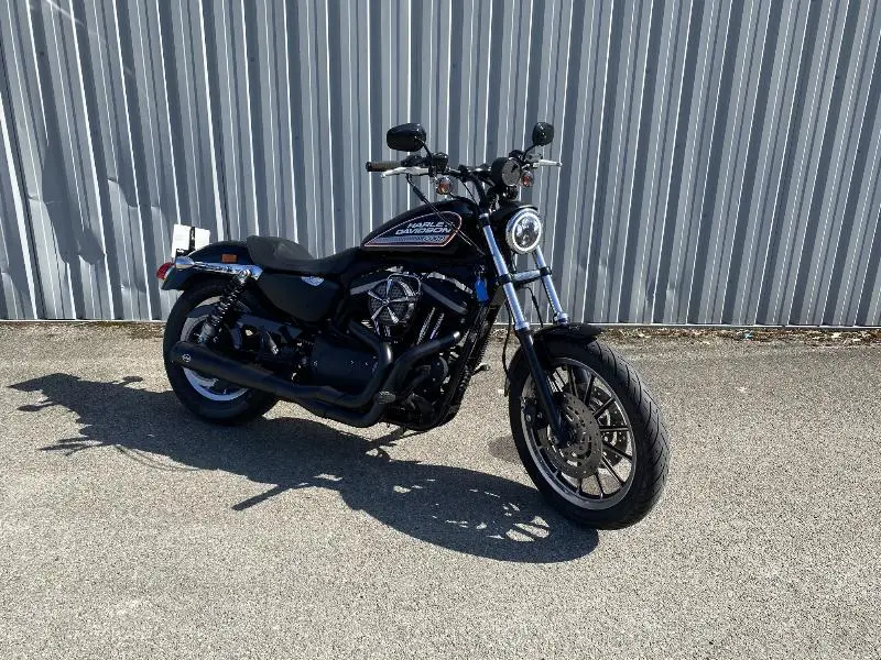 SPORTSTER 883