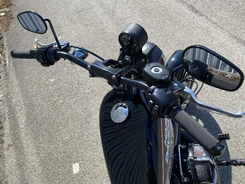 SPORTSTER 883