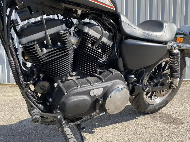 SPORTSTER 883