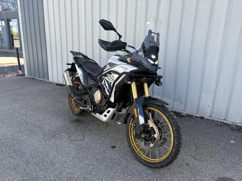 DS 800 X RALLY