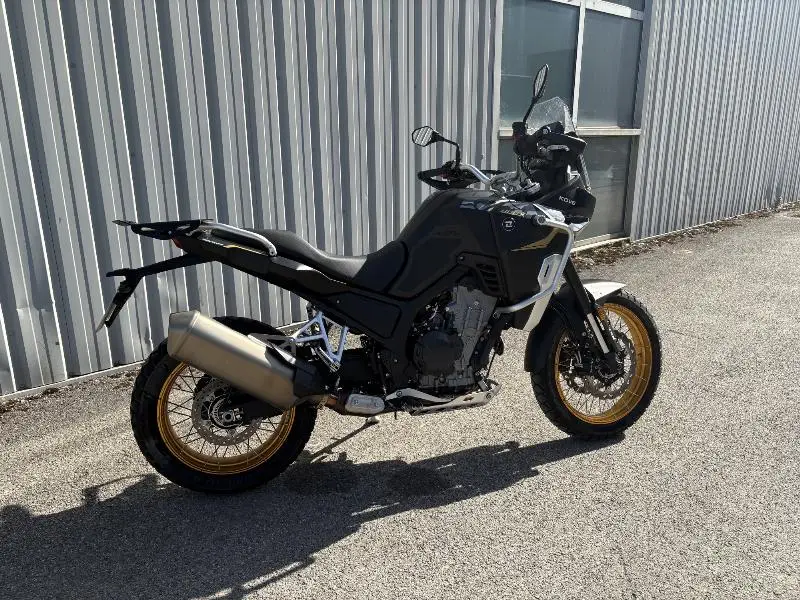 800X GT