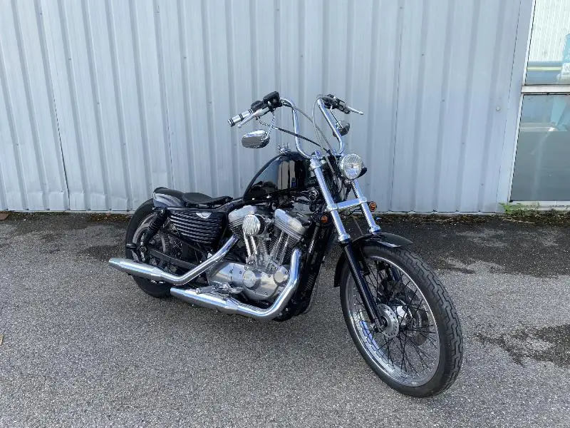 SPORTSTER 883