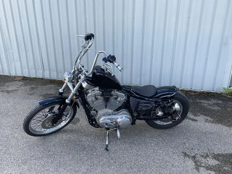 SPORTSTER 883