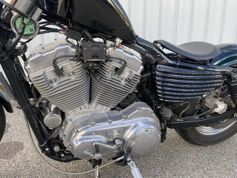 SPORTSTER 883