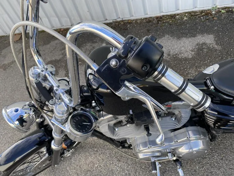 SPORTSTER 883