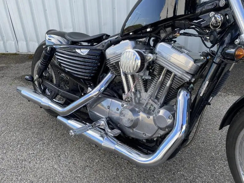 SPORTSTER 883