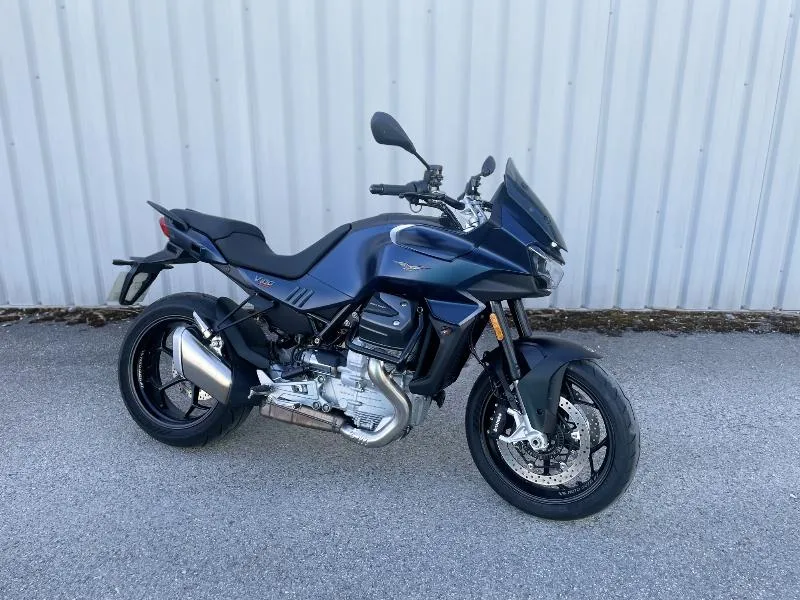 V100  MANDELLO
