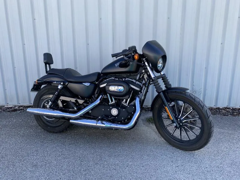 SPORTSTER IRON 883
