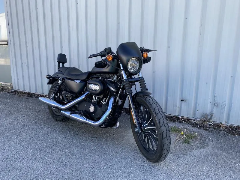 SPORTSTER IRON 883
