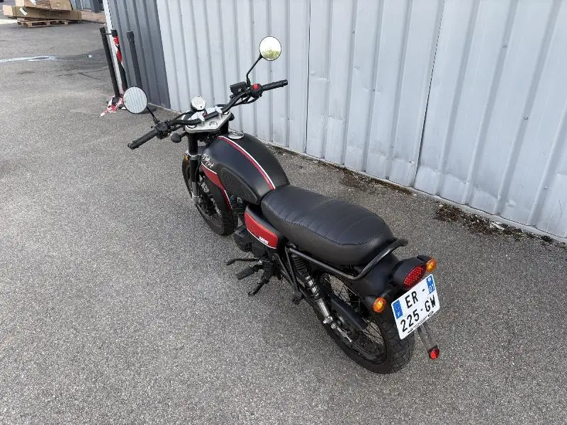 DARK ROD 125