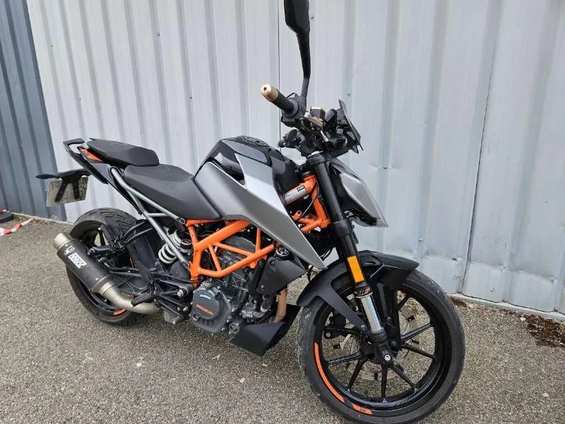 125 DUKE ABS