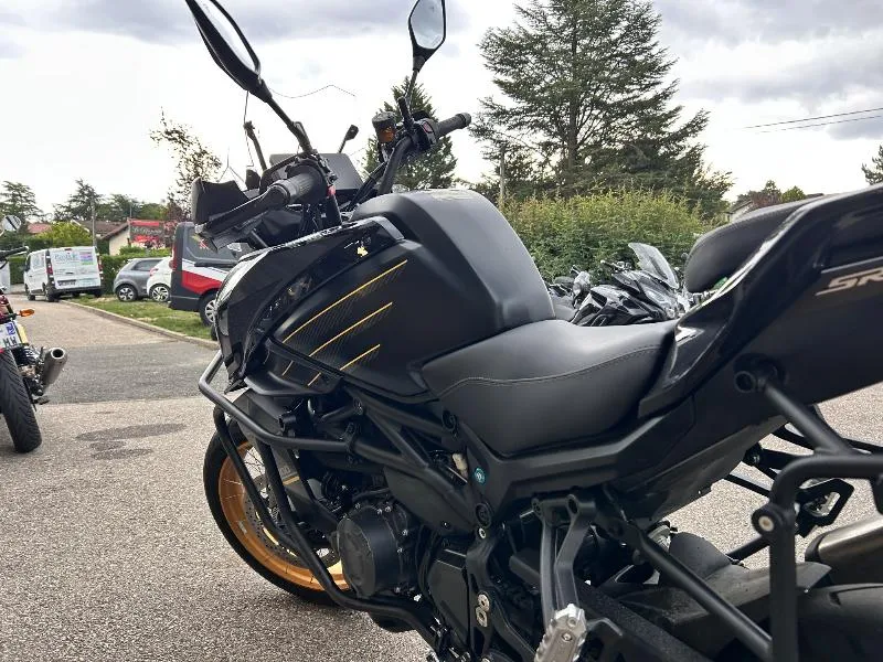 SRT 900 TOURING