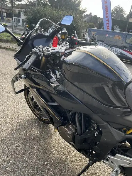 SRK 800 RR