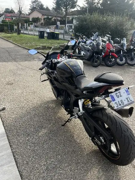 SRK 800 RR