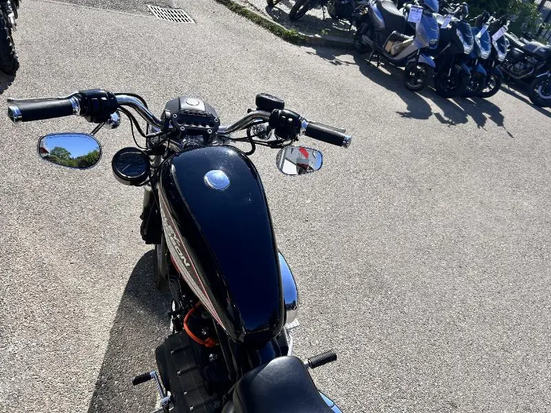 SPORTSTER 883 R