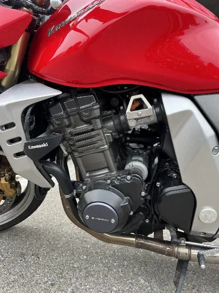 Z 1000