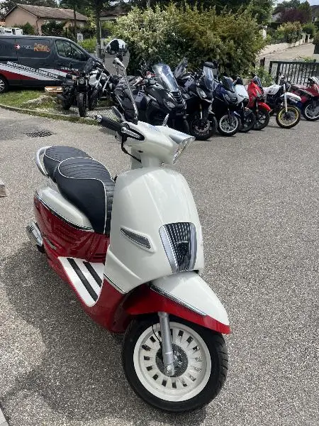 DJANGO 125