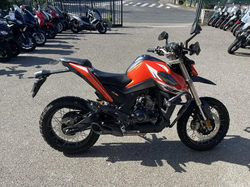 125 HYPER TRAIL