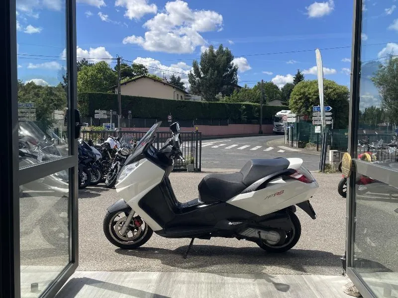 SATELIS 125