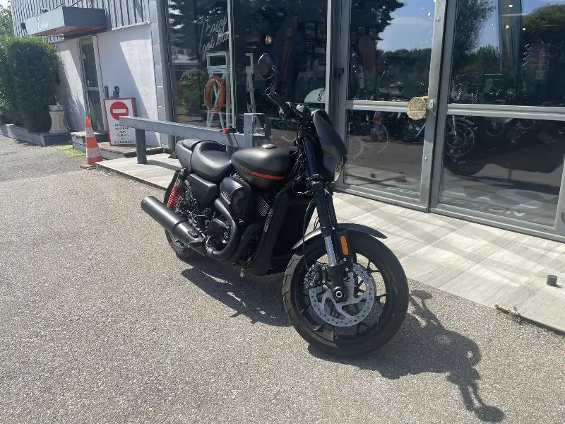 STREET ROD 750