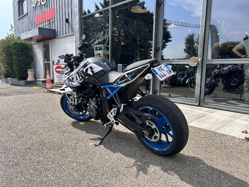 GSX8S