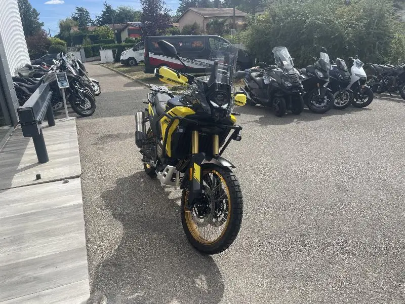 DS 800 X RALLY