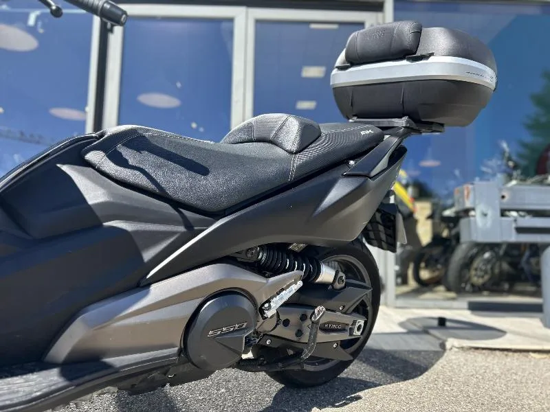 AK 550